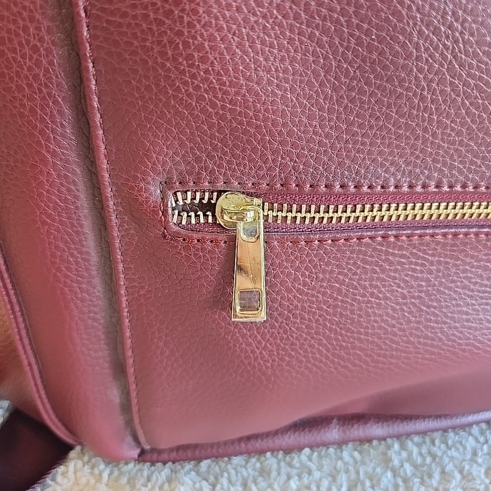 Fawn Design Diaper Bag and Backpack Color: Burgundy Pockets Strap New - Picture 3 of 16